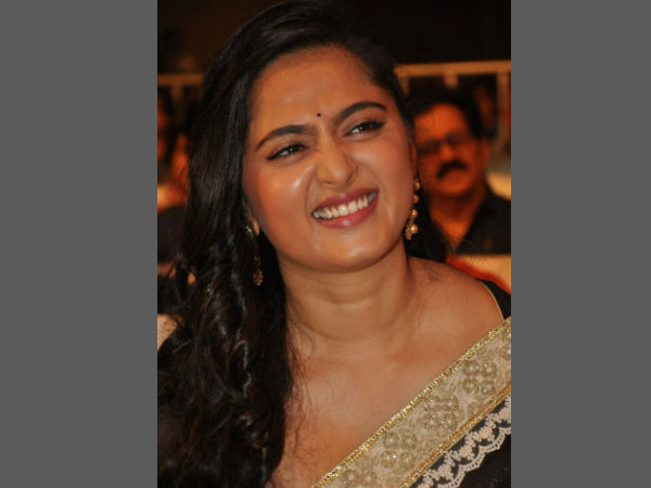 തുറന്ന ചിരി