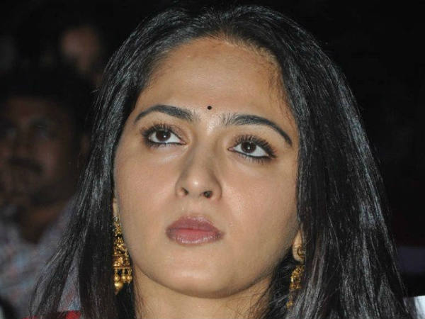 എന്താ ഗൗരവം