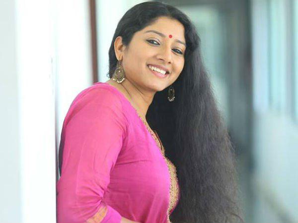 കഥാപാത്രങ്ങളെ തിരഞ്ഞെടുക്കുന്നതിലെ സൂക്ഷ്മത