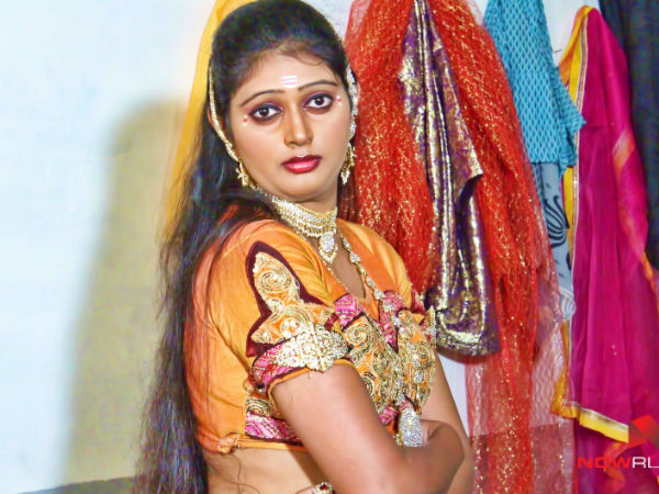 കരഞ്ഞ് ബഹളമുണ്ടാക്കി