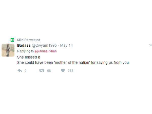 സോഷ്യല്‍ മീഡിയയില്‍ പരിഹാസം 