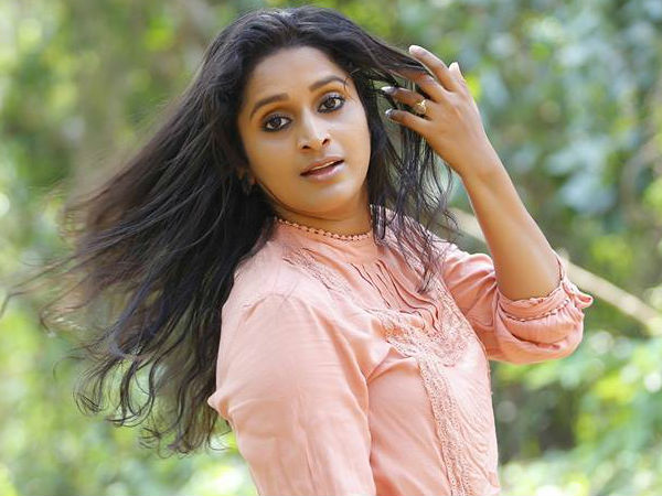 മിനി സ്ക്രീനില്