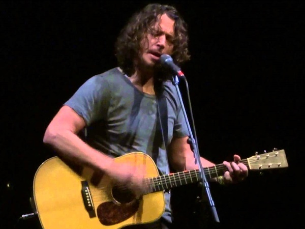 അപ്രതീക്ഷിത മരണത്തില്‍ പകച്ച് കുടുംബം