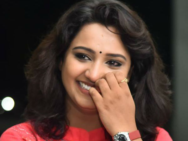 സന്തോഷം മാത്രം