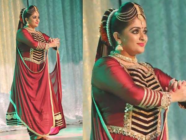 ഫോട്ടോസ് കാണൂ