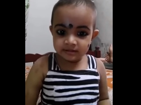 കുഞ്ഞു ഗായിക 