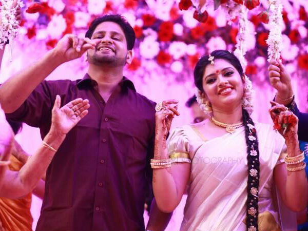 വധൂവരന്മാരും