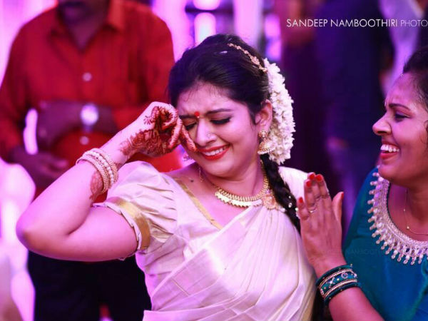 കരയല്ലേ...