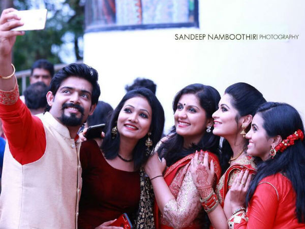 സെല്‍ഫി ടൈം