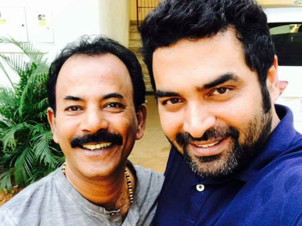 ആരൊക്കെയാണ് പിന്നില്