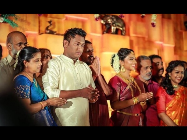 നേരത്തിനും പ്രേമത്തിനുമിടയില്‍