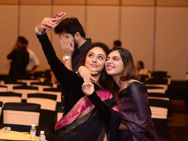 ചടങ്ങിനിടയില്‍