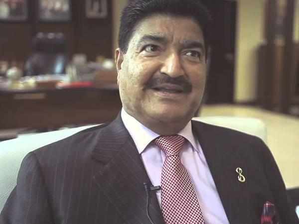 എന്തുകൊണ്ട് മോഹന്‍ലാല്‍?