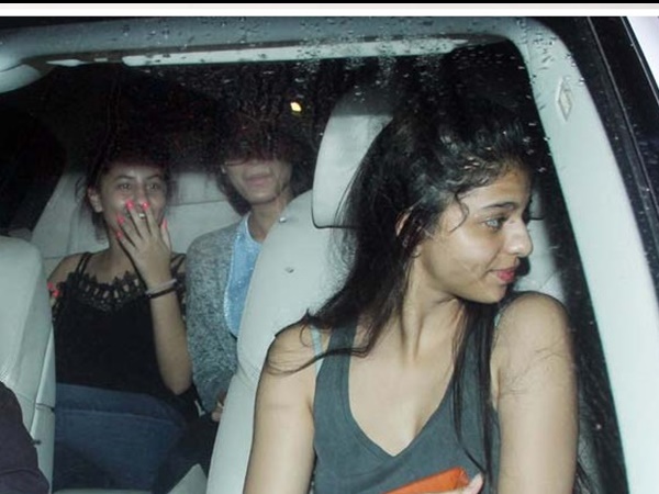  കൂട്ടുകാരുടെ കൂടെ കറങ്ങി നടന്ന സുഹാന