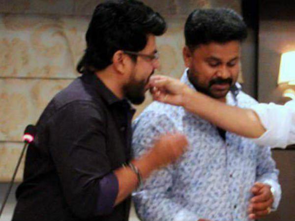 ദിലീപ് കലാഭവനിലേക്ക്