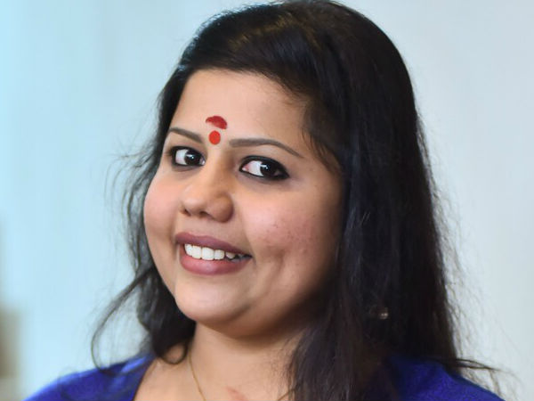 ഭാഗ്യവതിയാണ് 