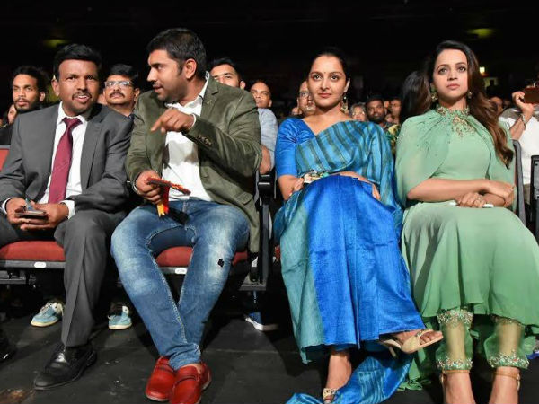 നിവിന്‍ വരവേറ്റത്