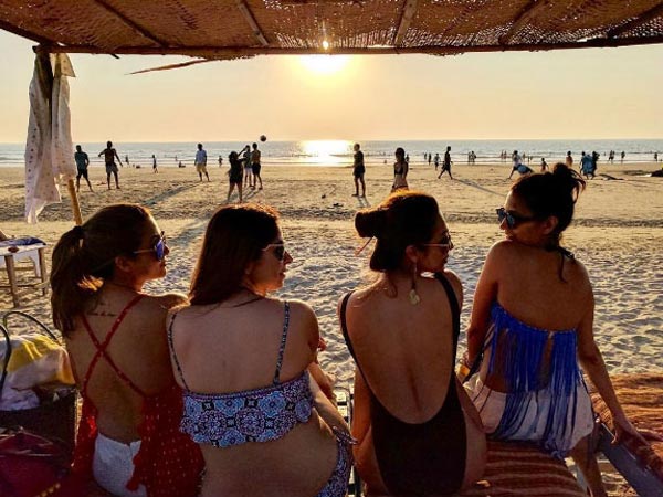 ന്യൂയറിന് ഗോവയില്‍ എത്തിയപ്പോള്‍ 