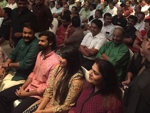 സിനിമയുടെ പൂജ 