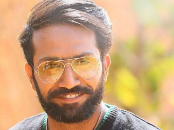 കള്ളക്കഥ പൊളിയും