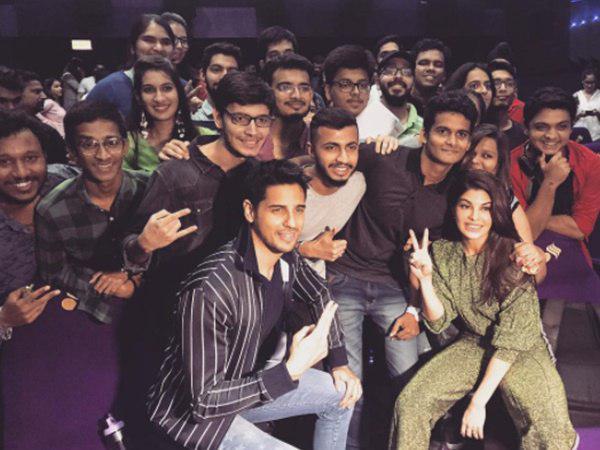 കഥാപാത്രങ്ങള്‍ 