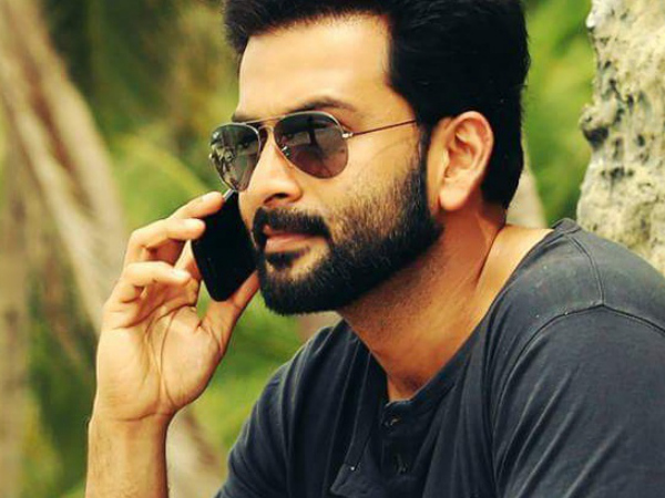 ക്യാപ്ടന്‍ വിജയ് 