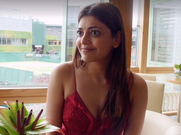 എക്‌സ്‌പോസ് ചെയ്യുന്ന താരം