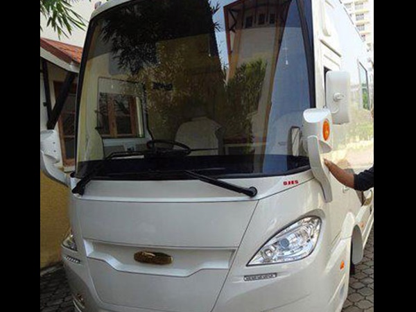  അടുത്ത രംഗത്തെക്കുറിച്ച്