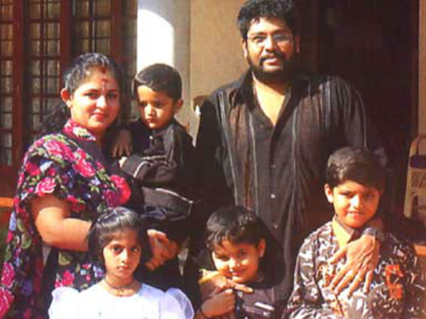 കാത്തിരിപ്പിലാണ്