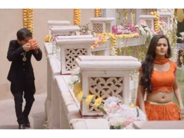 19കാരിയെ വളയ്ക്കാന്‍ ശ്രമിക്കുന്ന ബാലന്‍