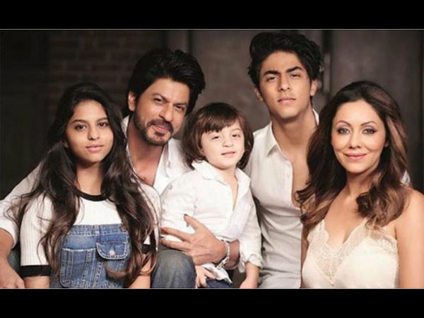 ഷാരൂഖ് ഖാന്റെ ഫാമിലി ചിത്രം