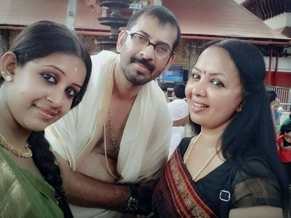 അച്ഛന്റെ കരിയര്‍