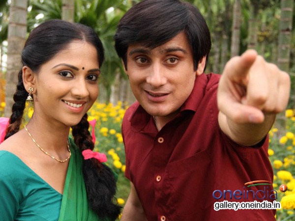 നല്ലൊരു ക്രിക്കറ്റ് കളിക്കാരനാണ്