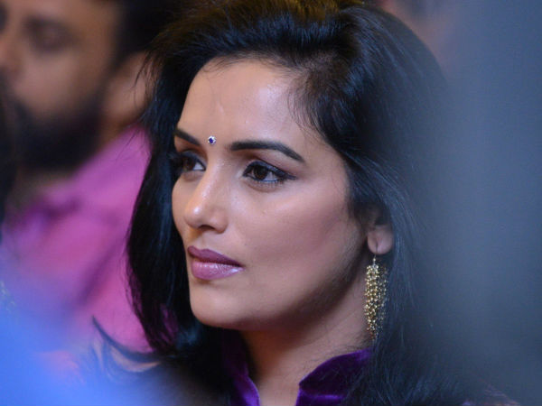 എല്ലാവരും ഒരുപോലെ