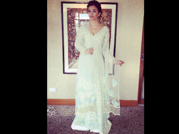 ഇതായിരുന്നു വേഷം