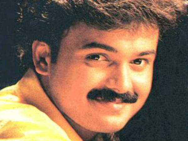 ഡബ്ബിങ് സ്റ്റുഡിയോയില്‍