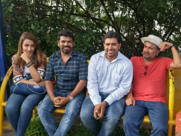 നിവിന്റെ ഇരട്ട മുഖം