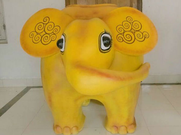 ആരും ഒന്ന് നോക്കി പോകും