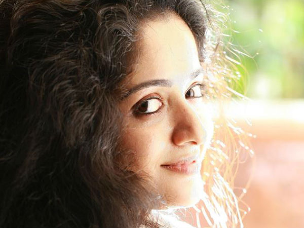 ഞങ്ങള്‍ ക്ഷണിച്ചിട്ടില്ല