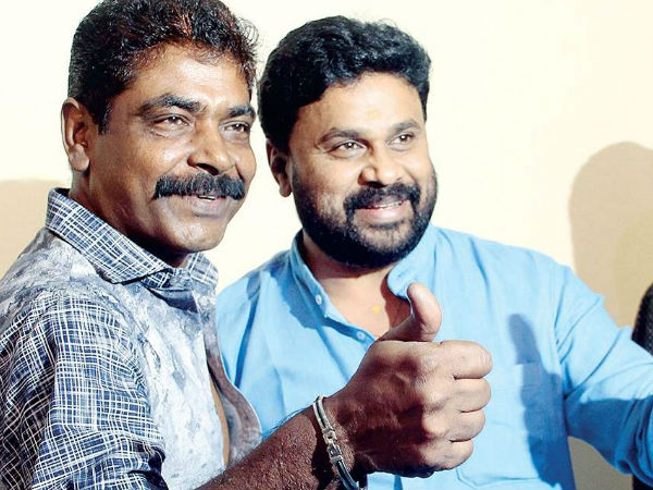 ആന്റണി പെരുമ്പാവൂര്‍ വന്നത്