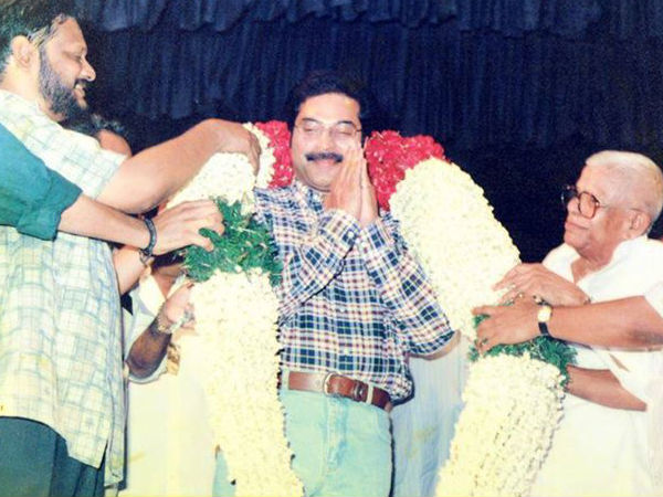 വക്കീലായി