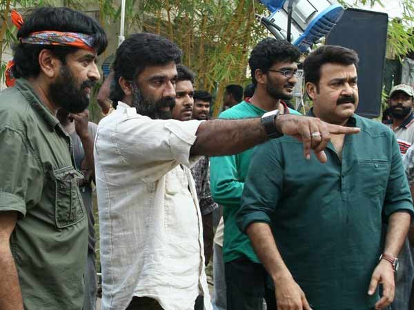 മോഹന്‍ലാല്‍ ചിത്രത്തിലൂടെ