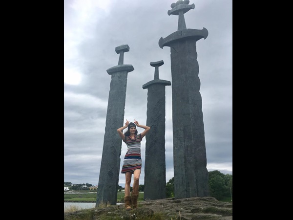 സാഹസികത നിറഞ്ഞ ചിത്രങ്ങള്‍