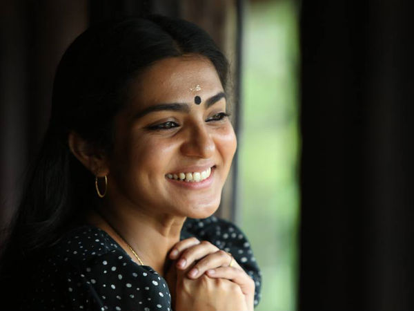 പാര്‍വതിയുടെ പറയുന്നതിങ്ങനെ