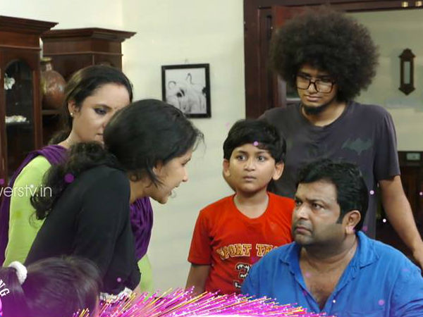 പരിപാടി തട്ടിയെടുക്കാന്‍ ശ്രമിക്കുന്നു