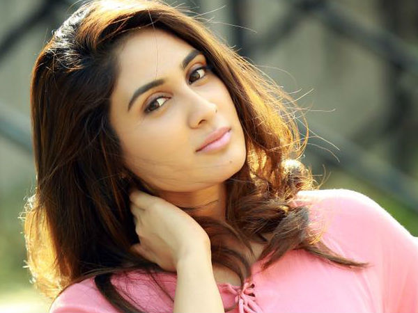 കടുത്ത ദുല്‍ഖര്‍ ഫാന്‍