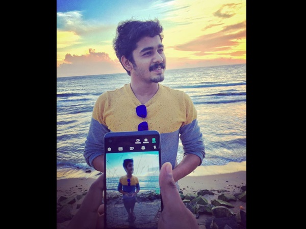 വിനോദയാത്രയിലെ പയ്യന്‍