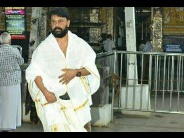 ഉഷപൂജയ്ക്ക് മുന്‍പേ എത്തി