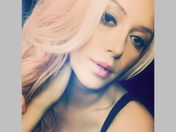 സ്വപ്‌നത്തില്‍ നിന്നും നടന്നകന്നു