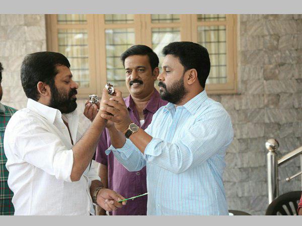 50 കോടി പിന്നിട്ടു